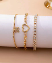 Load image into Gallery viewer, Multi-Layer Rhinestone Heart Chain Bracelet
